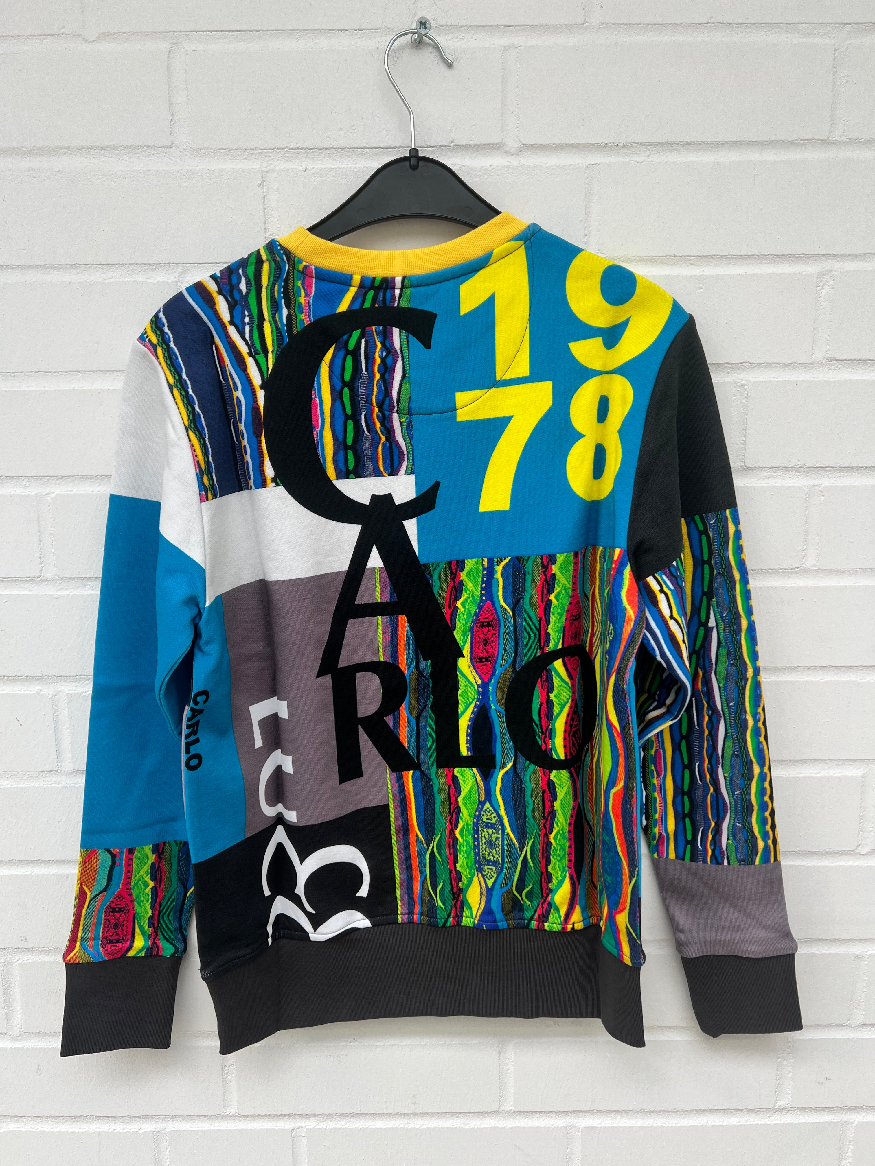 (34) Carlo Colucci Sweatshirt bunt