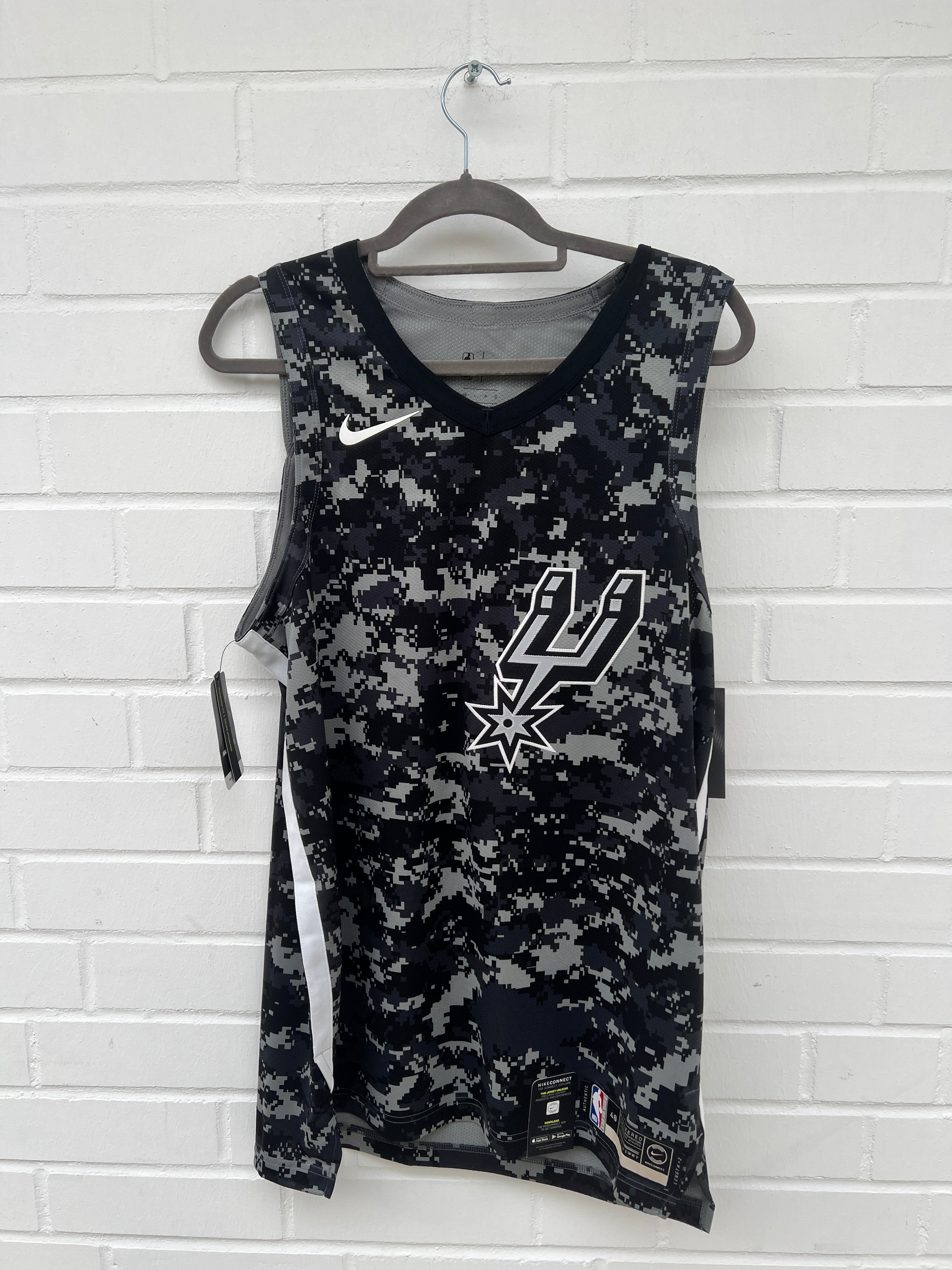 (58) NBA Trikot schwarz grau