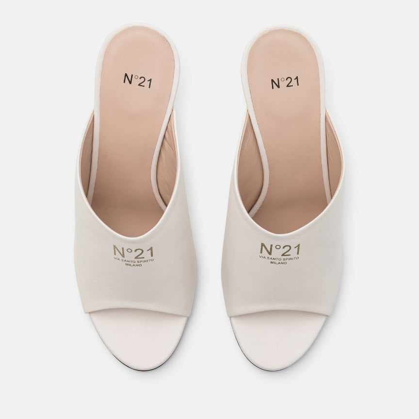 N21 mule talons hauts blanc taille 38