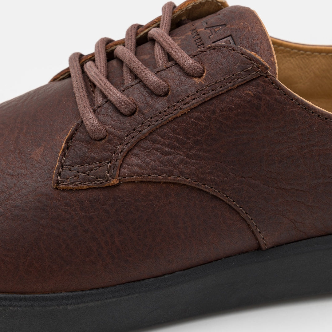 CLAE Schnürer braun Gr 41,5