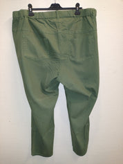 (U5) Ulla Popken Hose grün 692623 41