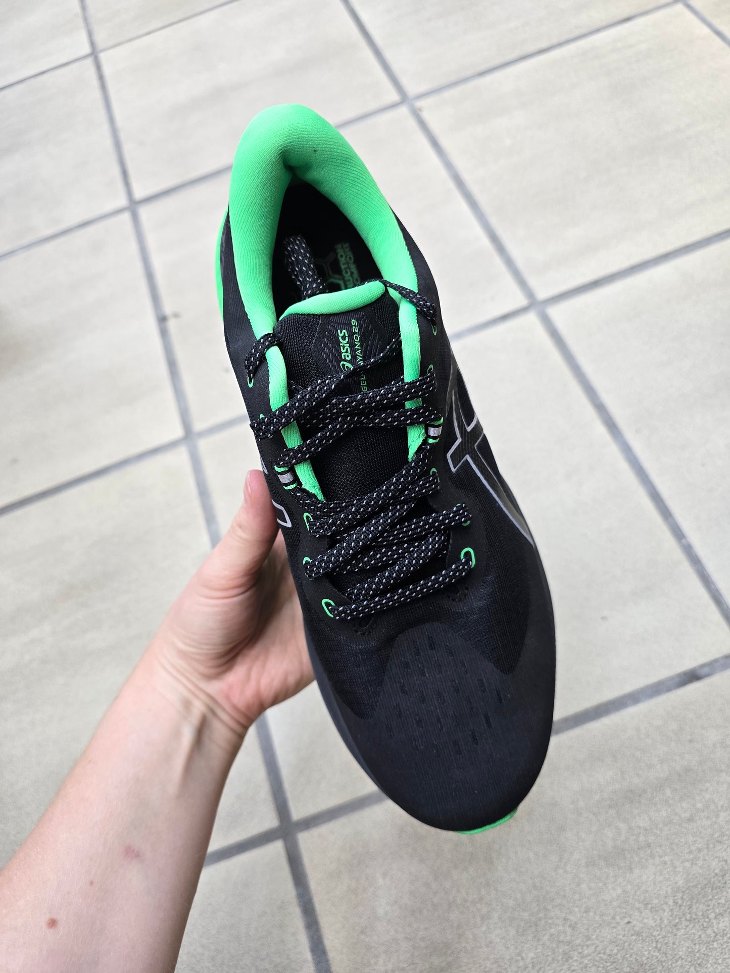 Asics GEL KAYANO 29  Sneaker schwarz grün Gr 42,5