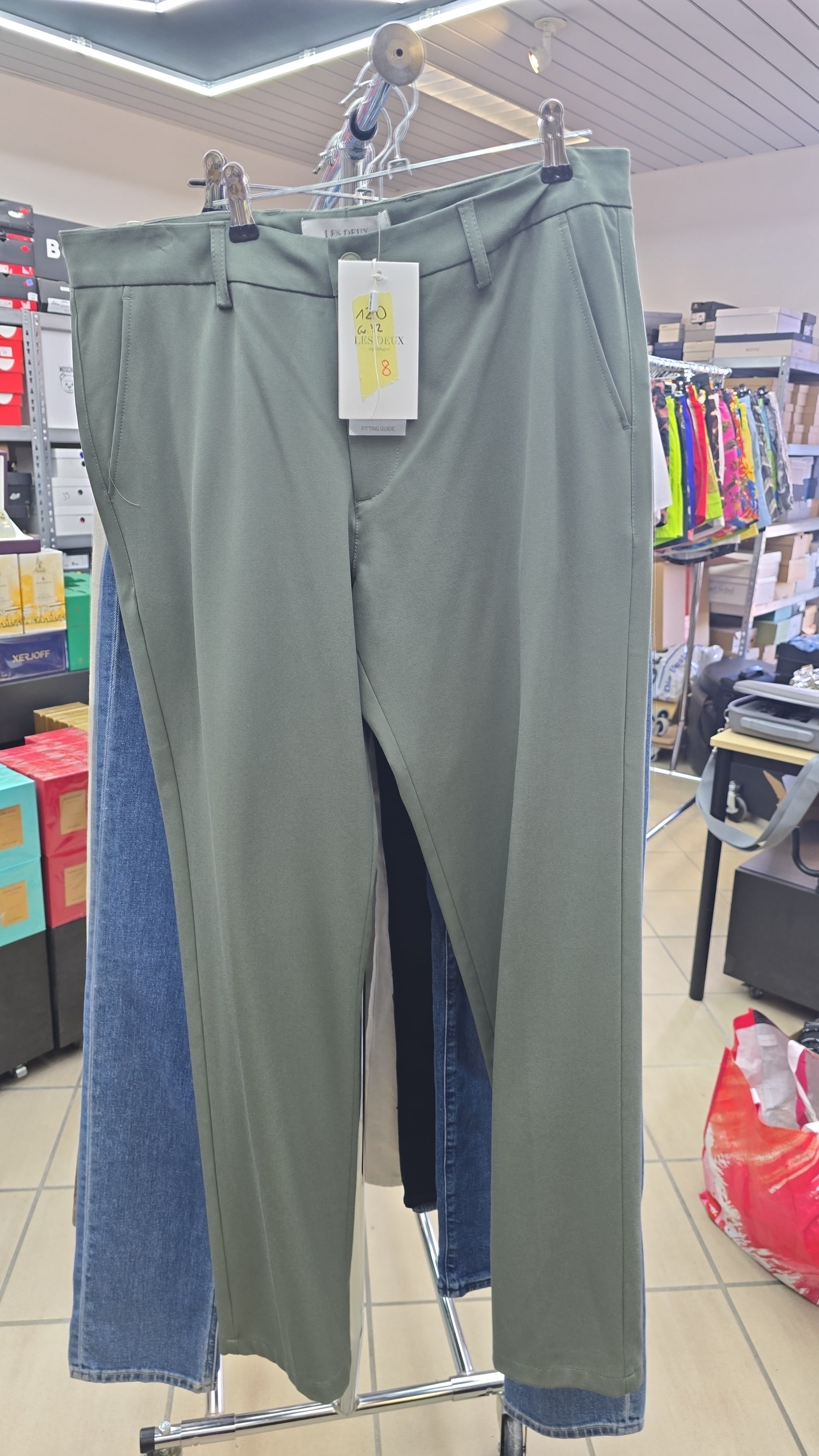 Nr 8 Les Deux Hose uvp 120€ Gr 32