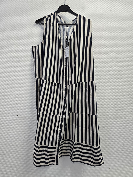 (U14) ULLA POPKEN Kleid schwarz weiß gestreift 807339 130