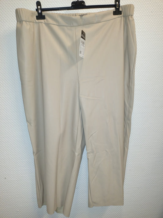 (U36) Ulla Popken Lederhose Capri Beige 800456 150