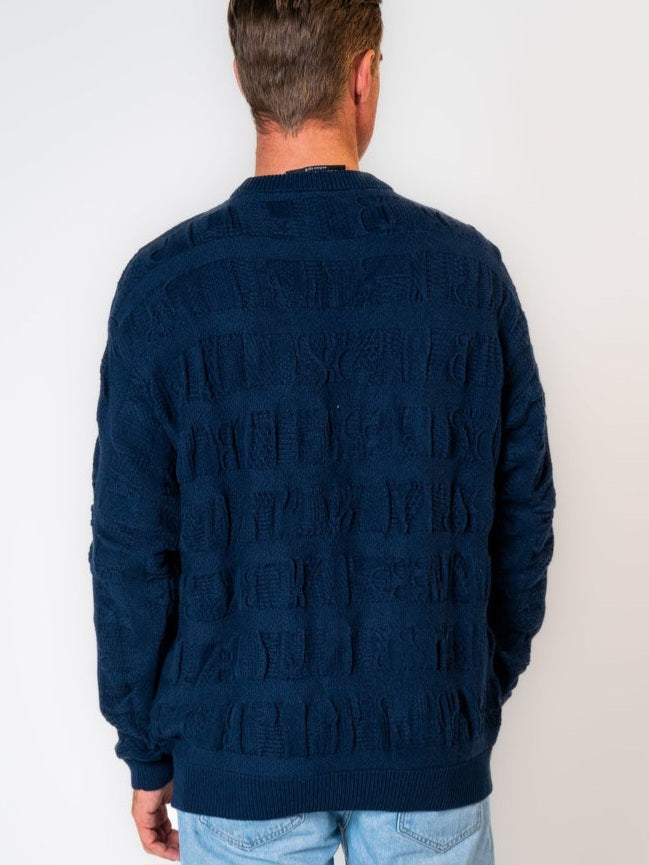 Carlo Colucci 3d Strick Pullover navyblau Schrift bunt LIMITED EDITION