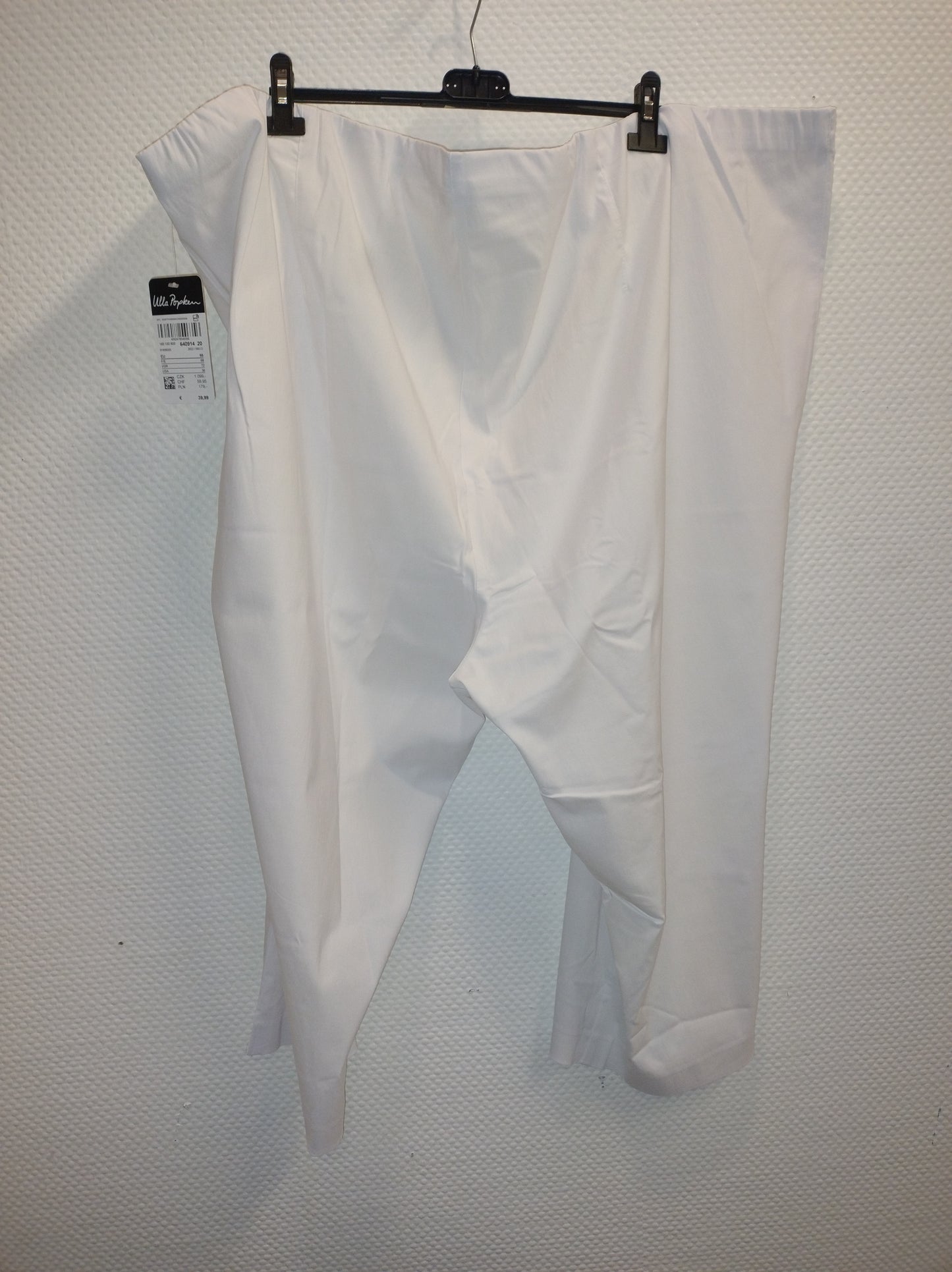 (U38) Ulla Popken Capri Hose weiß 640914 20