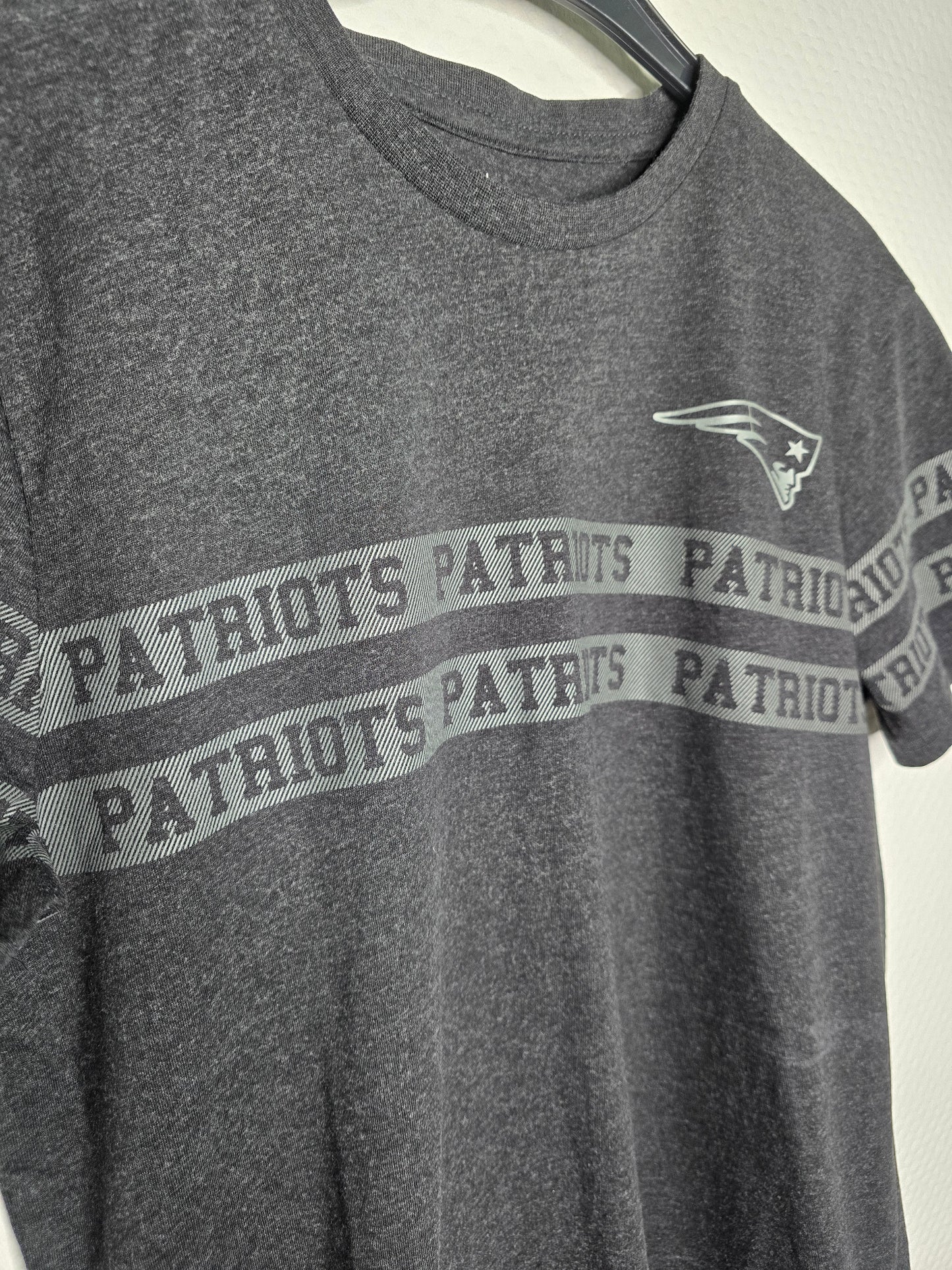 (37) NFL TShirt dunkelgrau Patriots