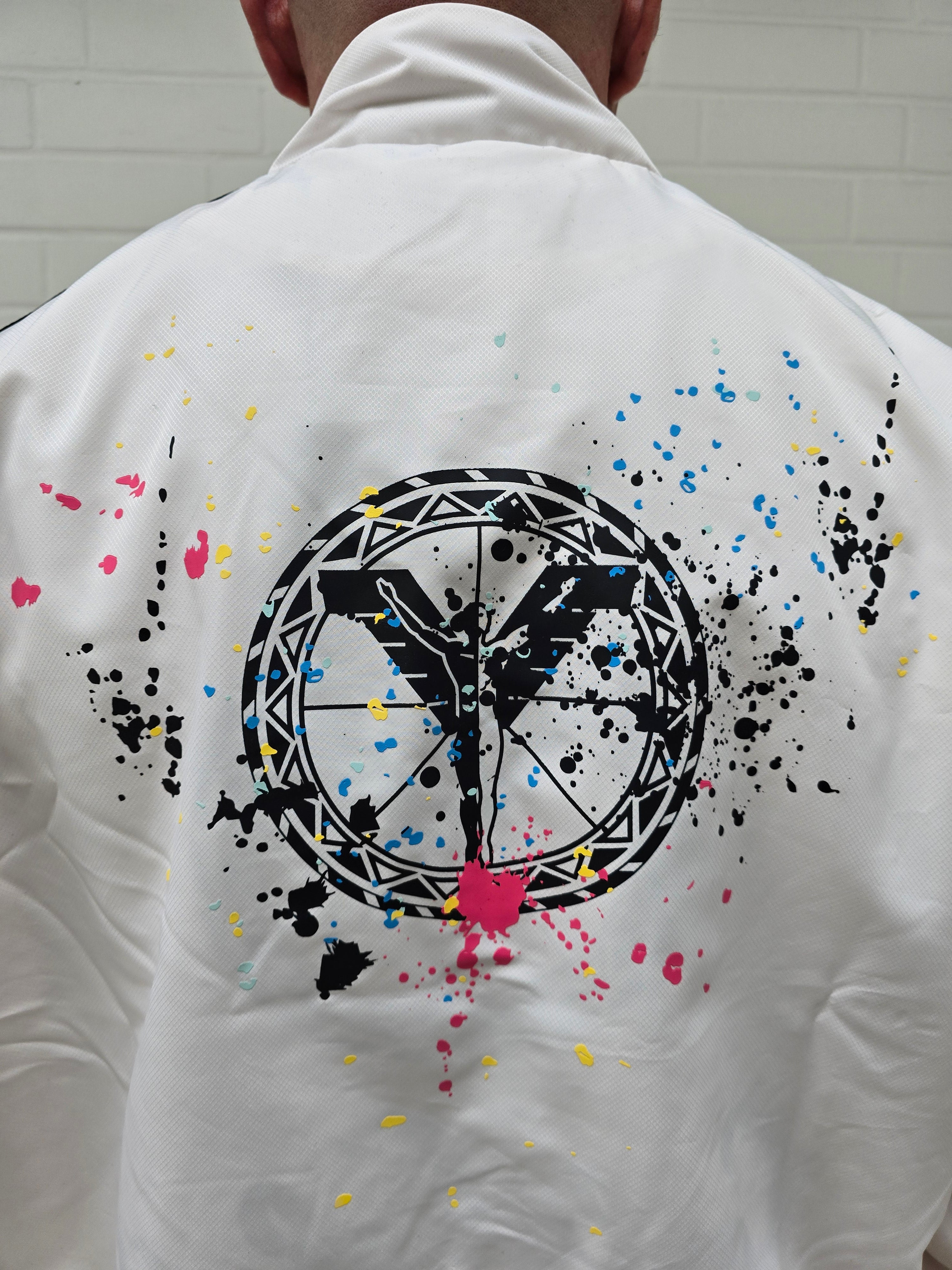 Original UVP 280€ Carlo Colucci  Jogging Anzug creme schwarz Farbspritzer