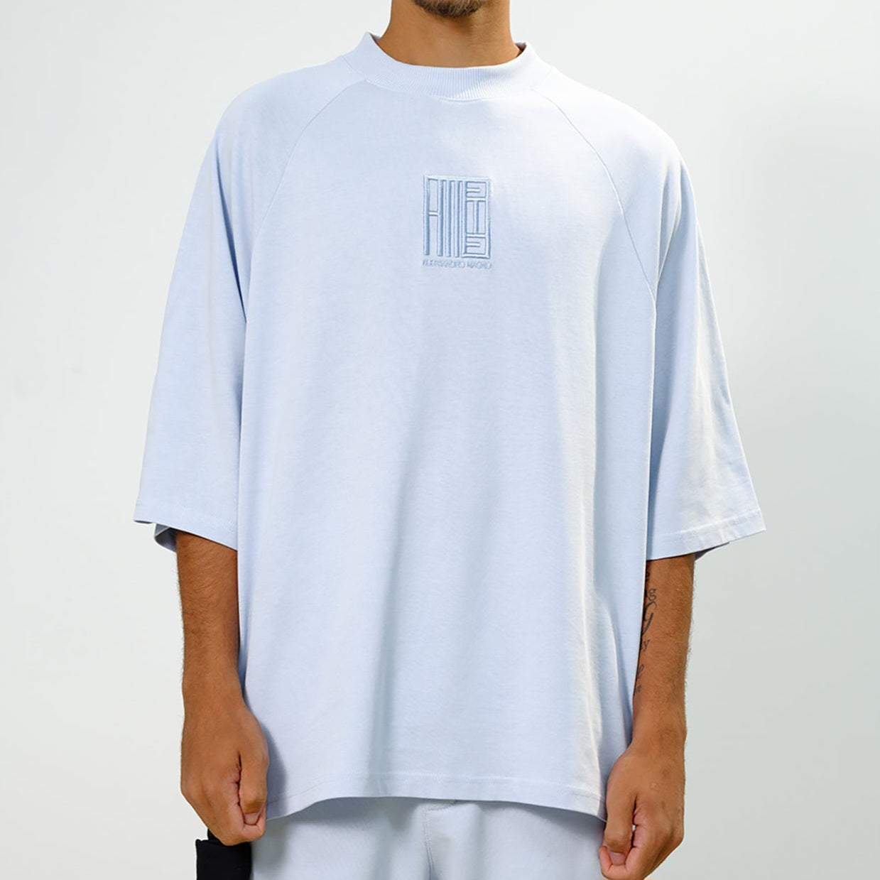 Alessandro Magno Tshirt Core New Collection 2025 hellblau schwarz cremeweiß