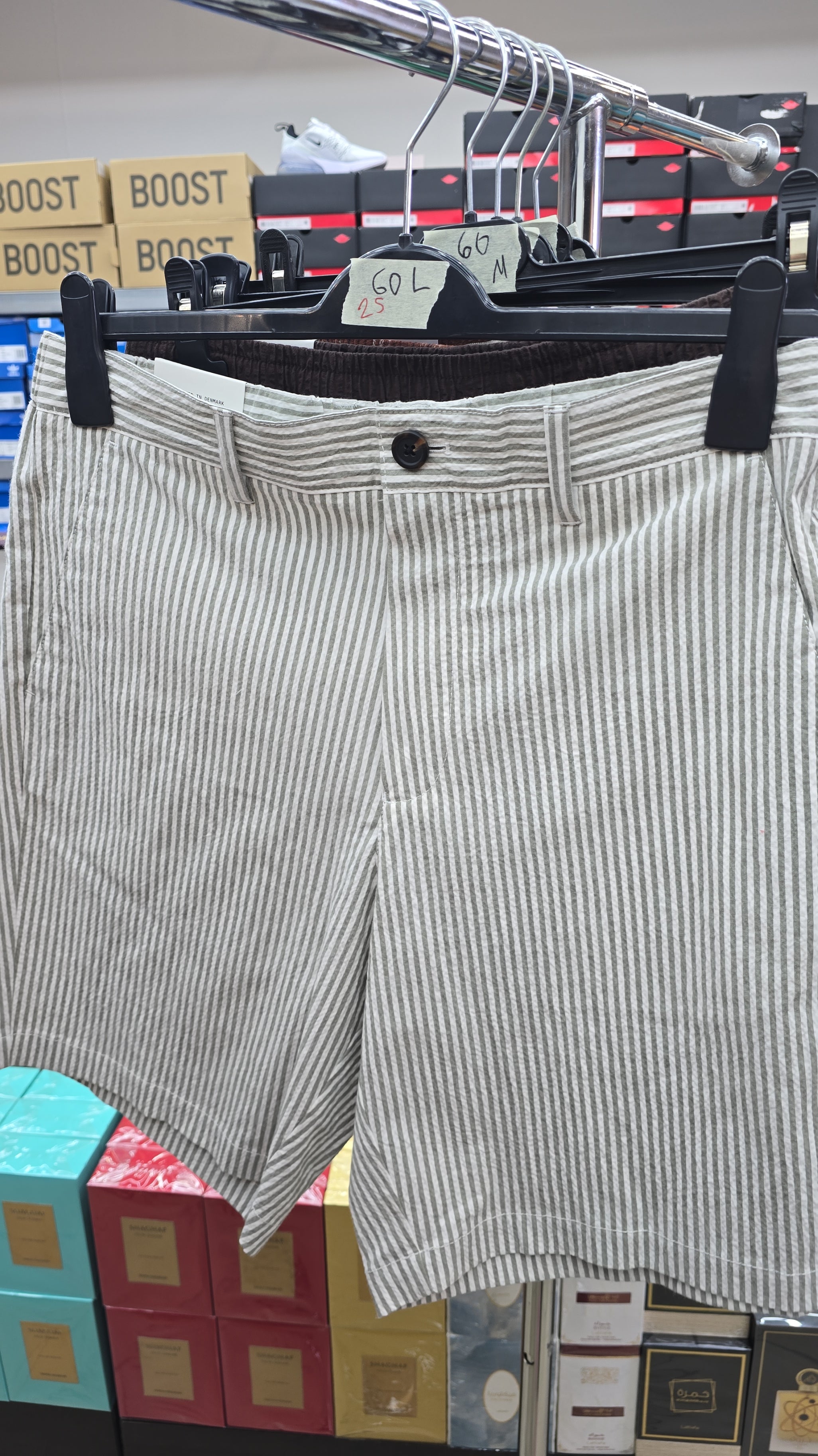 Nr 25 Selected Short Uvp 60€ Gr L