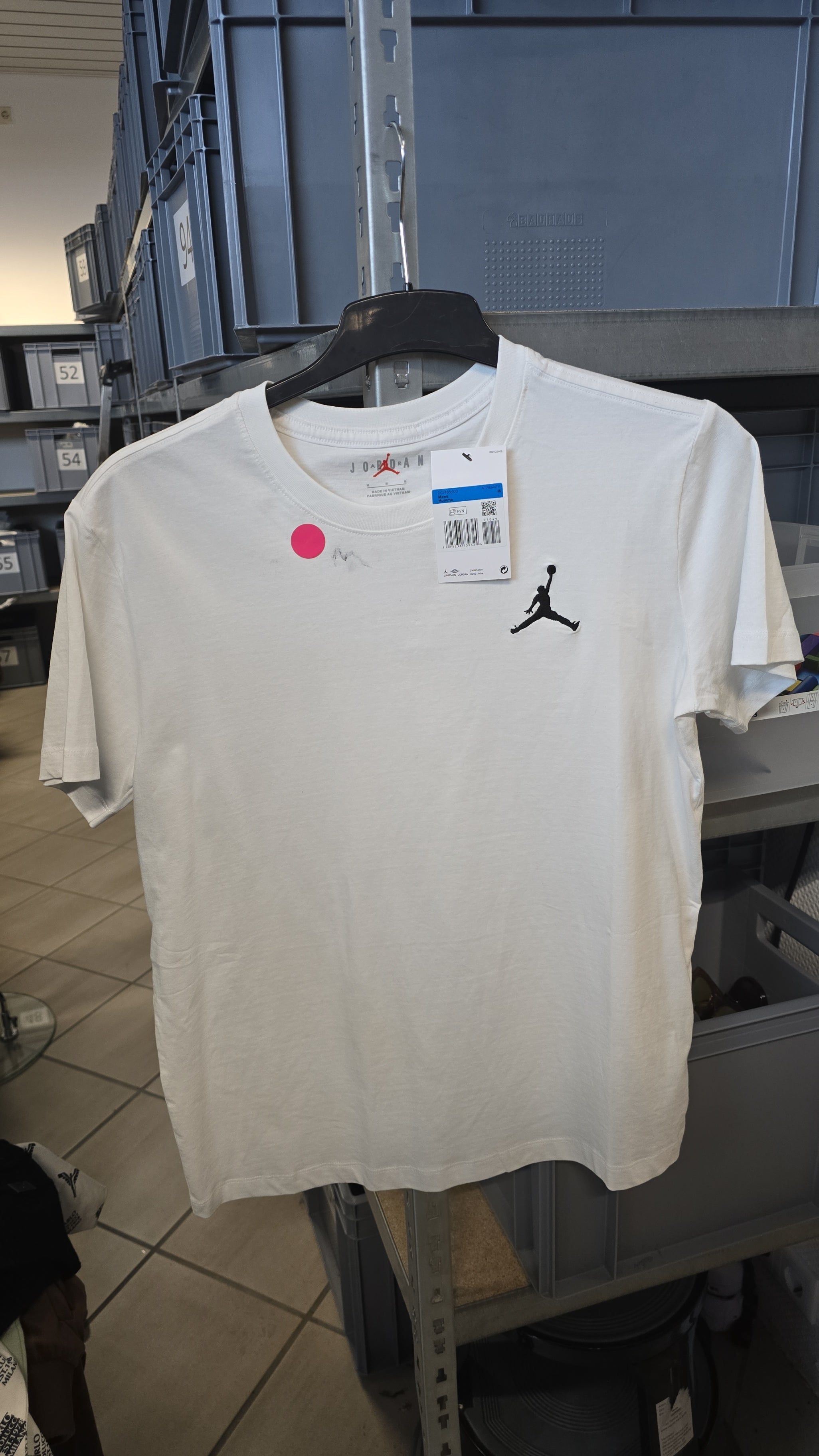 Jordan Tshirt weiß Gr M mit Fehler