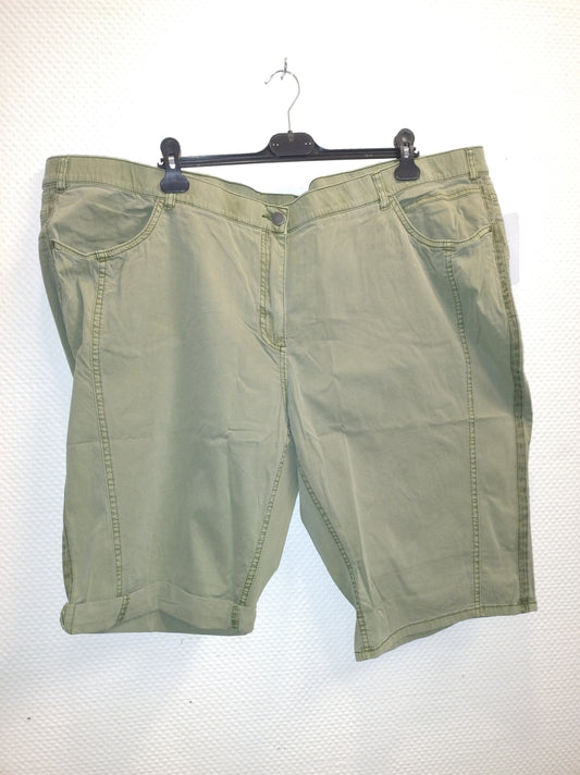 (38) Ulla Popken Jeans Shorts grün 749126 40