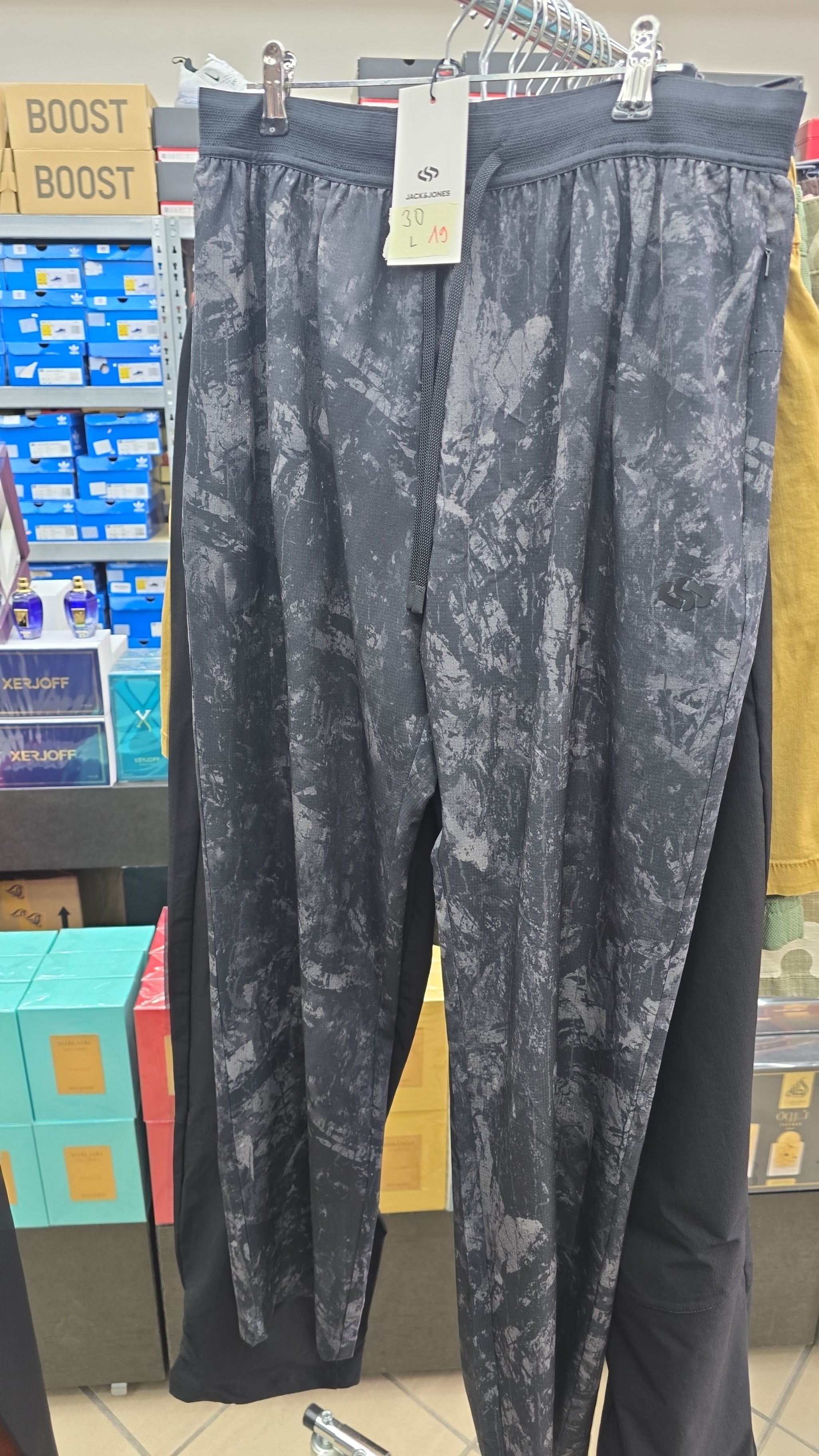 Nr 19 Jack&Jones Hose Uvp 30€ Gr L