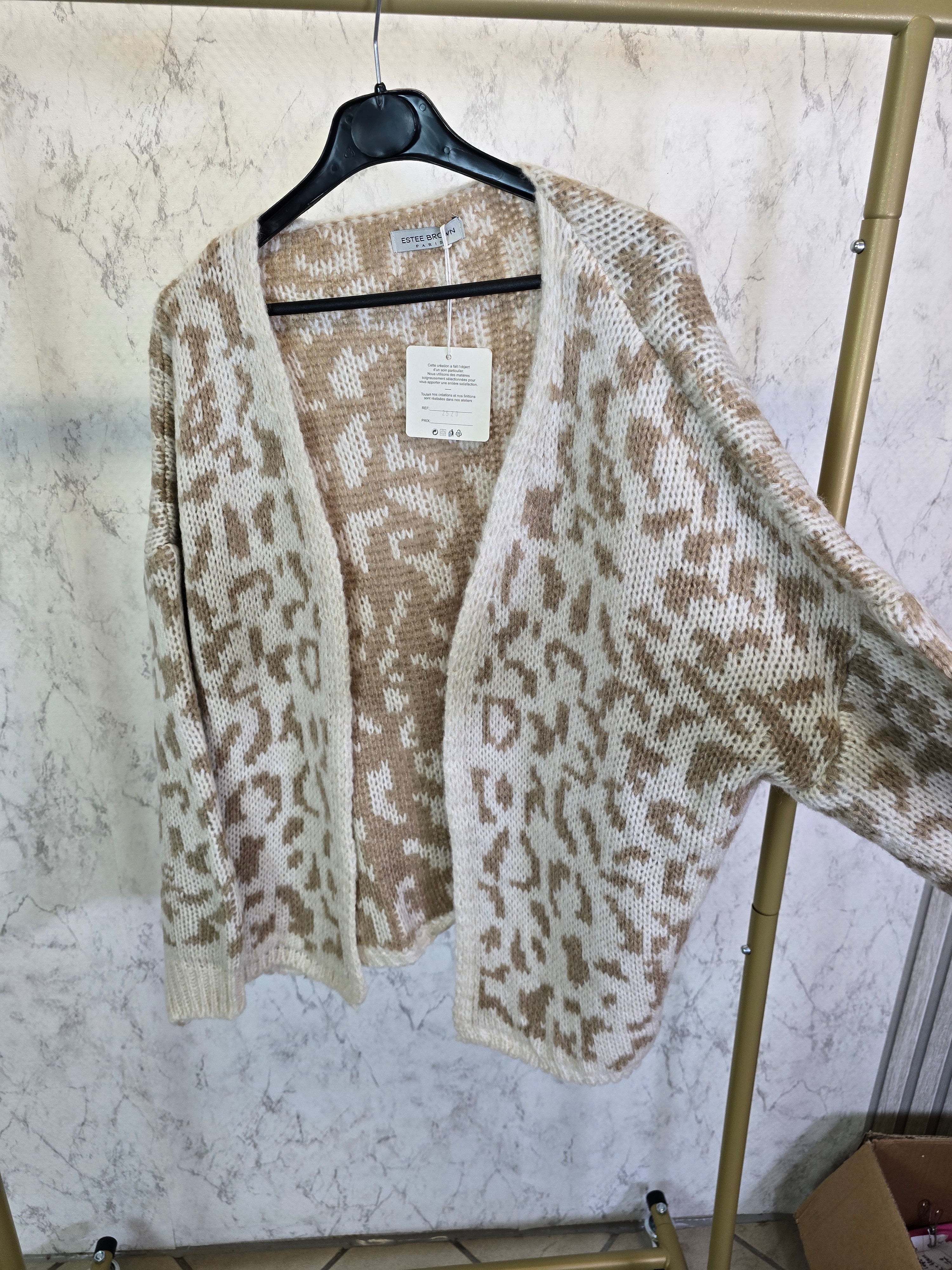 Leo Cardigan Creme Beige