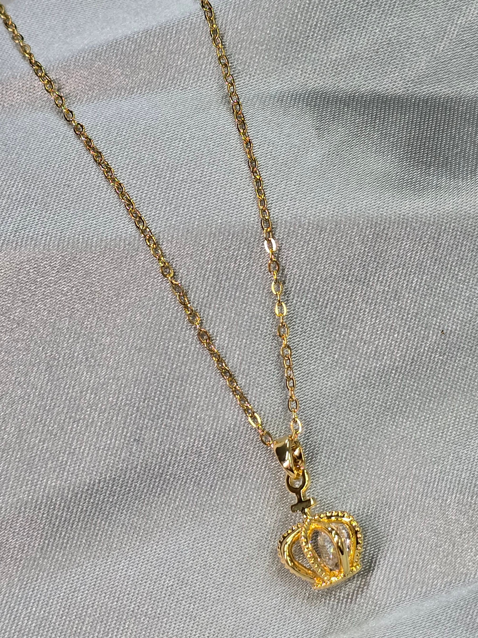 18k vergoldet Edelstahl Halskette Krone Zirkonia im Zentrum gold (9)