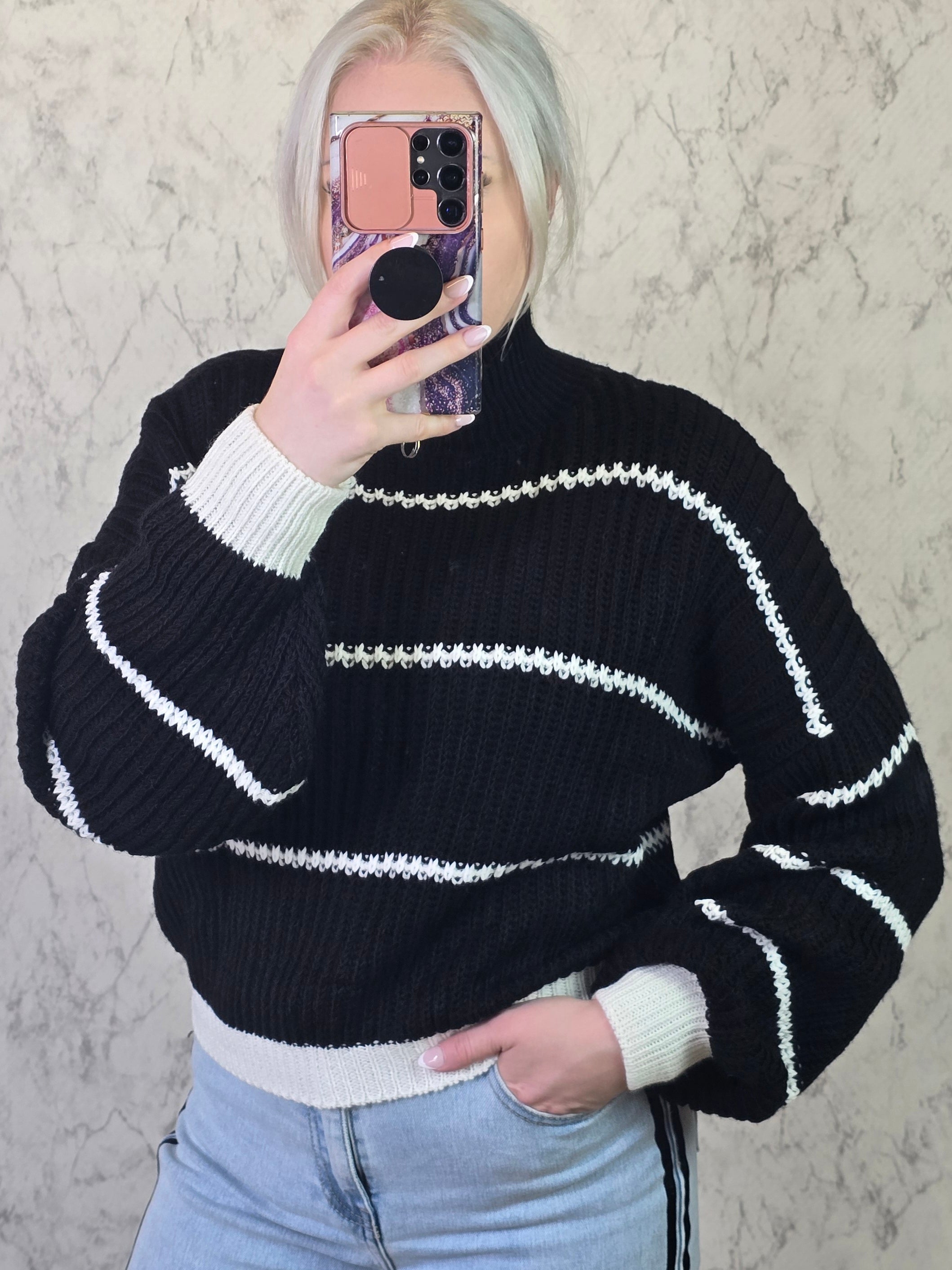 Pullover schwarz gestreift