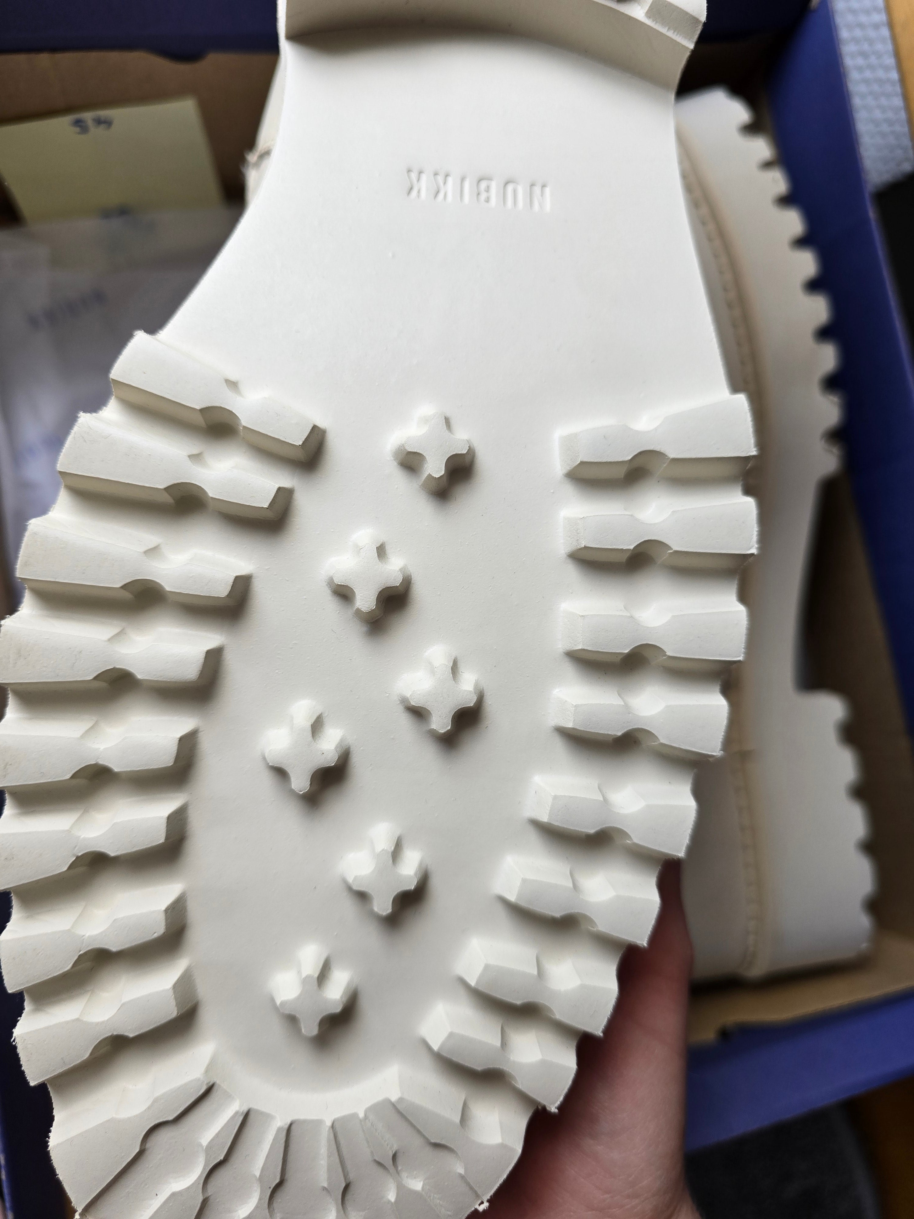 NUBIKK Herren Boots creme weiß (KLEINER MACKEL SIEHE BILD) GR 45