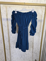 Schulterfreies Sommerkleid langarm