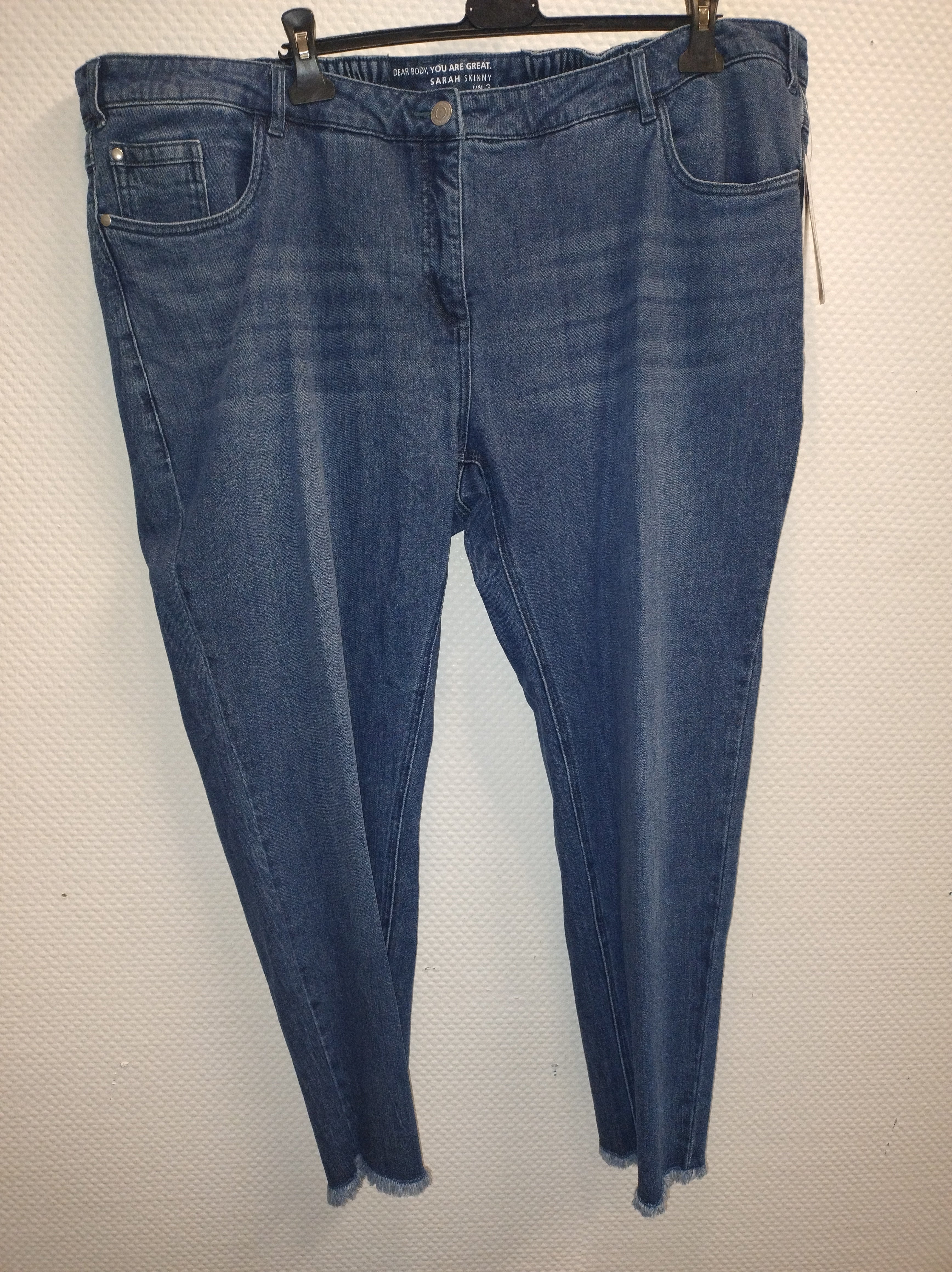 (U6) Ulla popken Jeans mit Schrift 806381 902