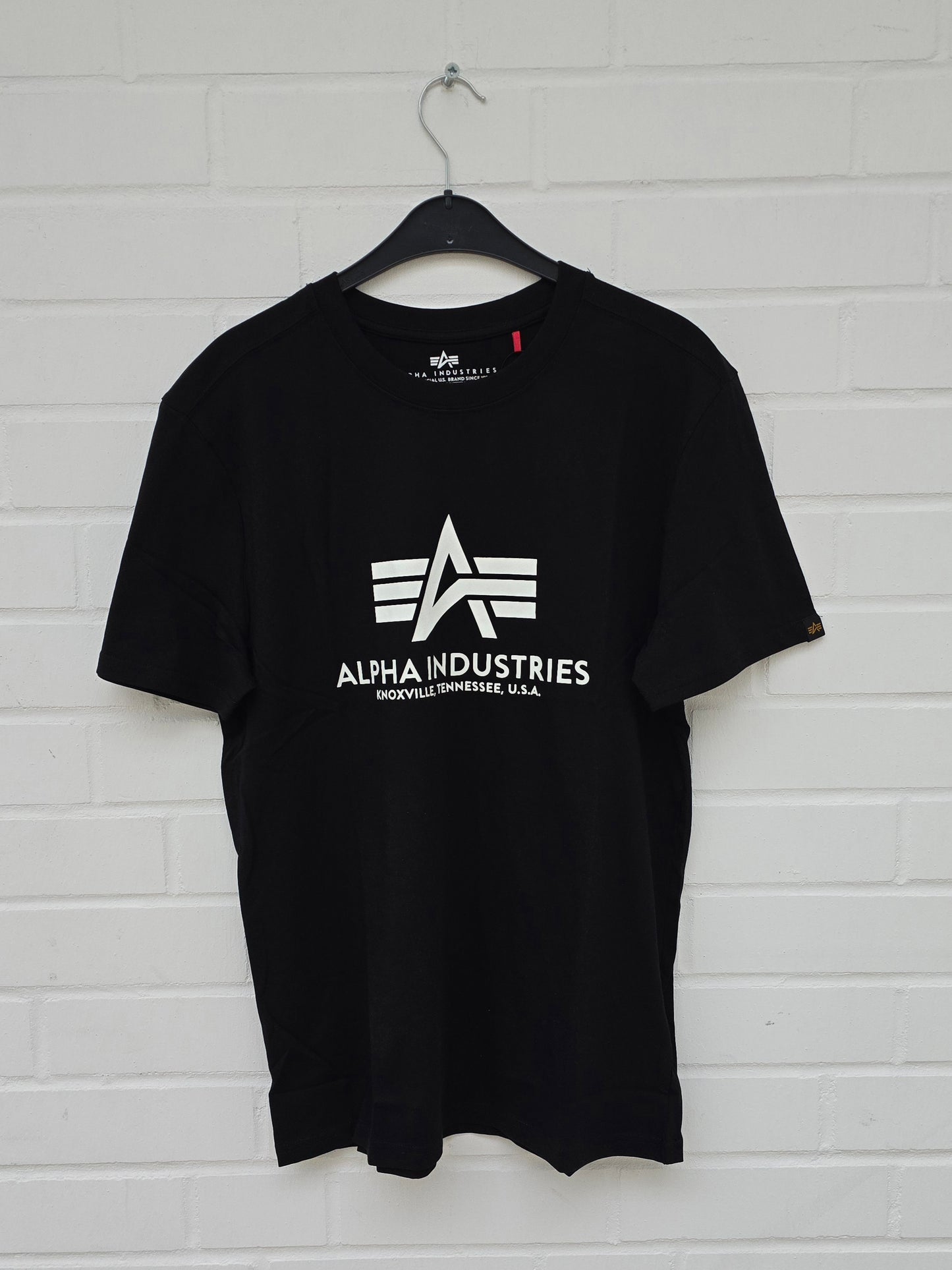 (107) Alpha T Shirt schwarz