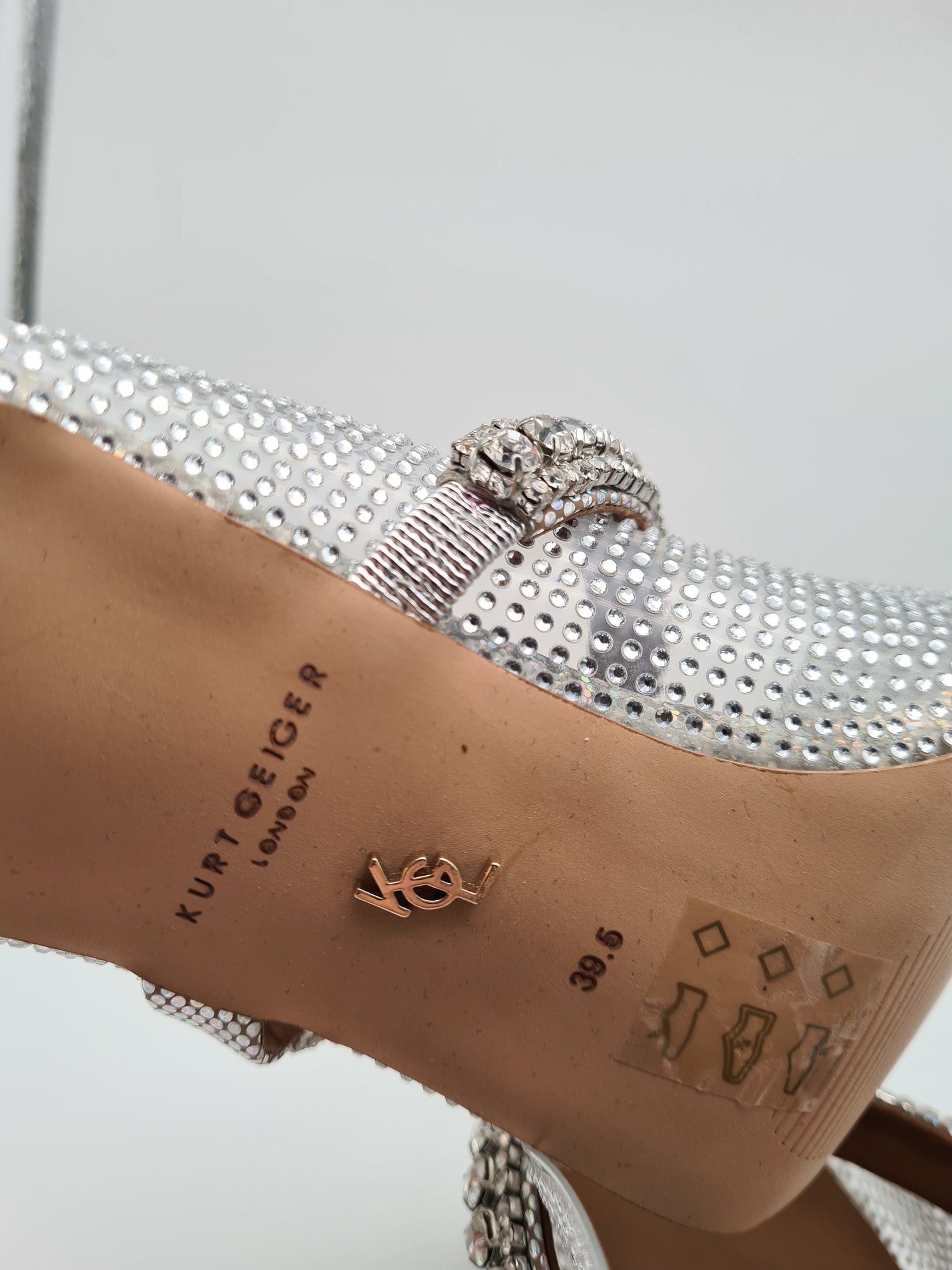 KURT GEIGER talons hauts argent paillettes strass duke vinyle 9103965999 peigne en métal occasion 39,5