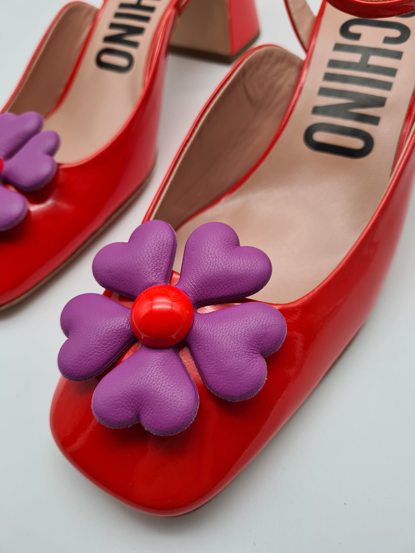 MOSCHINO talons hauts fleur fleur rouge rose