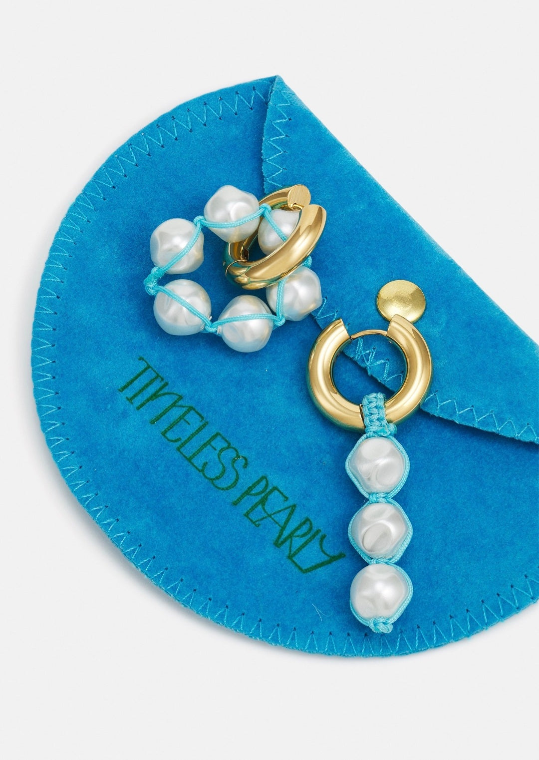TIMELESS PEARLY Ohrringe Perlen weiß blau gold